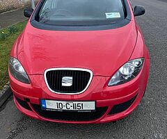 Seat altea xl 2010 1.9 with van Tax & doe ￼1400€￼