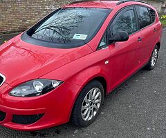 Seat altea xl 2010 1.9 with van Tax & doe ￼1400€￼