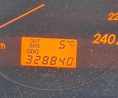Toyota avensis 1.6.petrol - Image 4/5