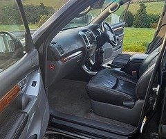 07 Toyota Land cruiser - Image 6/8