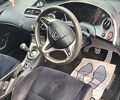 Honda civic - Image 4/4