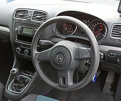 VW Golf 1.6TDi Bluemotion - Image 7/8