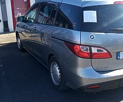 2011 Mazda premacy