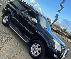 Toyota landcruiser crewcab