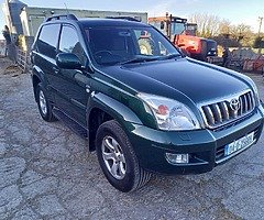 2004 Toyota Landcruiser low miles