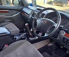 2004 Toyota Landcruiser low miles - Image 10/10