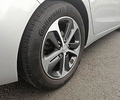 Hyundai i30 - Image 4/6