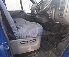 2003 transit recovey truck