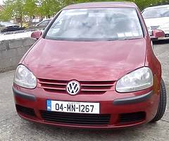 2004 Volkswagen Golf - Image 1/7