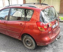 02 Toyota Corolla Verso 2.0 .. D4D for export - Image 4/4
