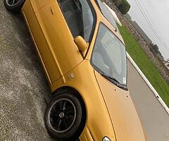 E11 corrola sunroof