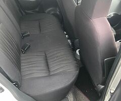 Nissan pixo 1.0  manual - Image 8/9