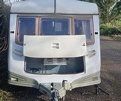 4 Berth Caravan - Image 8/9