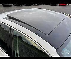 Volkswagen Passat - Image 6/10
