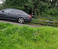 Skoda Octavia Elegance 1.6 tdi - Image 5/10