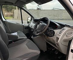 2011 RENAULT TRAFIC 2.0 DCI EXECUTIVE SAT NAV - Image 6/9