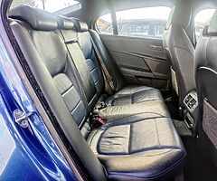 2016 Jaguar XE - Image 10/10