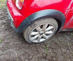 Mini cooper alloys and engine - Image 6/6