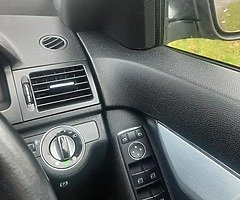 Mercedes-Benz C180 automatic - Image 3/5