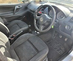 Volkswagen polo 1.4 TDI Red DI 
Reg: 2001 
1.4 TDI Diesel
240.000 km mil. - Image 9/10