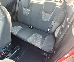 2013 Ford  Ka - Image 5/10