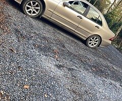 Mercedes c200 - Image 3/4