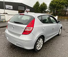 2011 Hyundai i30 1.4 Petrol For Breaking! - Image 5/5