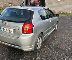 Toyota Corolla 1.4d4d for breaking only - Image 4/5