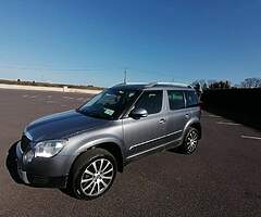 131Skoda Yeti Urban 2.0TDI 110hp 5speed manual - Image 3/10