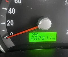 Kia Carnival  7 SEATER 2.9 diesel  NCT 03/23 - Image 6/8