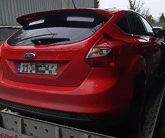 Breaking ford focus 2011