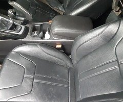 Breaking ford focus 2011 - Image 4/9