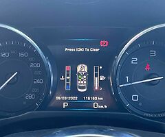 2016 Jaguar XE R Sport - Image 7/10