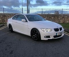 2011 BMW 3 Series - Image 3/10