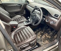 2013 VOLKSWAGEN PASSAT B7 1.6 TDI FOR BREAKING! - Image 5/5
