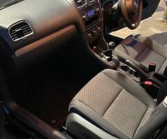 2010 1.6L VW Golf - Image 5/9