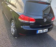 2010 1.6L VW Golf - Image 9/9