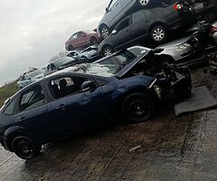 Selling Toyota Avensis all scrap cars vans jeeps pick up on trailer best price paid cash in hand 24h