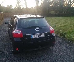 Toyota auris van manual