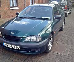 99 toyota avensis 1.8 ncted - Image 1/5