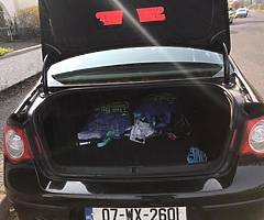 Volkswagen Passat 1.6 FSI petrol NCT 10/19 - Image 7/8