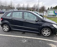 Mercedes-Benz 1.5 automatic petrol driving okay￼