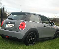 2017 MINI COUPER