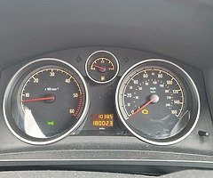 Zafira breaking only 1.7 diesel - Image 4/5