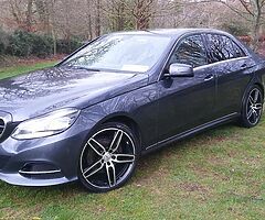2014 MERCEDES E300 HYBRID 2.1 DIESEL.  TAXED UNTIL 2023 NCT UNTIL 10 2023 - Image 3/9