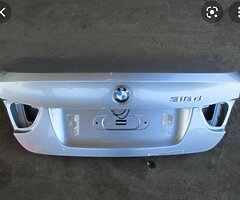 E90 LCI SILVER BOOT WANTED!!
