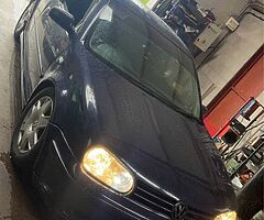 2004 Volkswagen Golf - Image 4/7