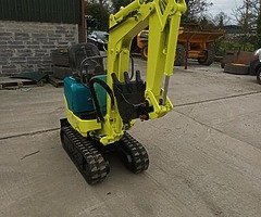 Micro digger