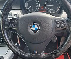 BMW 320i - Image 6/10