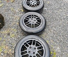 Alloy wheels with good tayers